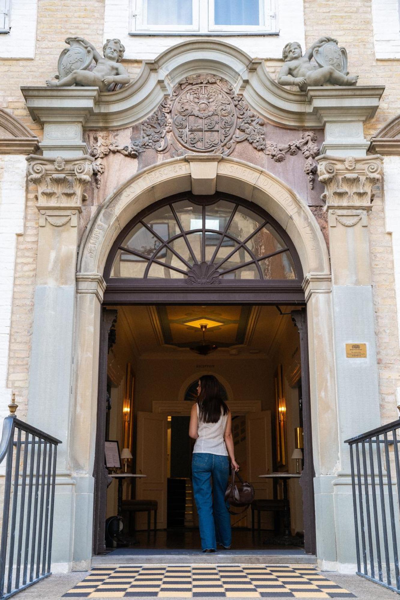 Jorgensens Hotel ホーセンス エクステリア 写真